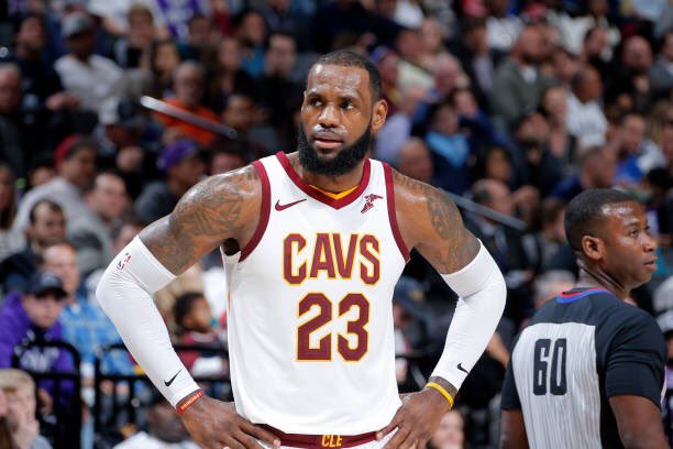 A kid who went from home to home, sleeping on whatever was there &amp; raised by a single mom, became one of the greatest athletes ever, banking more than $600M in on- and off-the-court money. Remarkable. Happy 33rd Birthday, <a href="/KingJames/">LeBron James</a>.