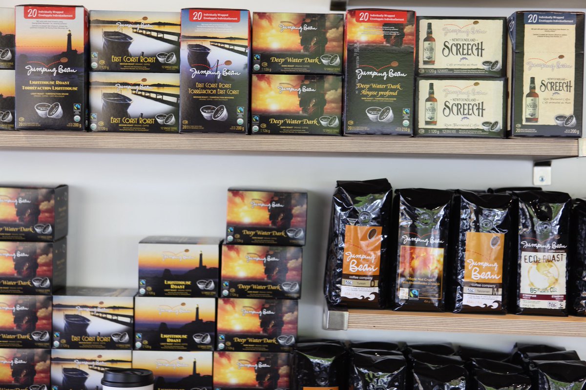 JumpingBeanBED's tweet photo. This weekend only Buy 1 get 1 FREE* on 1lb bags of coffee at Bedford. Equal or lesser value for free bag. 
#whilesupplieslast #bogo #bedford #ByeBye2017 #2daysonly https://t.co/4xSDcaXbaH