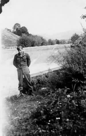 Remembering Easy Company medic Eugene 'Doc' Roe on the anniversary of his passing 🙏 17 Oct 1922 - 30 Dec 1998. A brave and inspirational man. Currahee Doc! 👊💜 #BandOfBrothers #easycompany #currahee #medic #combatmedic #WW2 #RestInPeace <a href="/Langwah/">Chris Langlois</a> <a href="/tinker_t/">Shane Taylor</a>