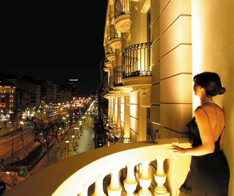 luxurytravel's tweet photo. 48 hours in Barcelona - A Luxury Travel Blog https://t.co/5ZAOzCTInT https://t.co/pu9LRR4fYq