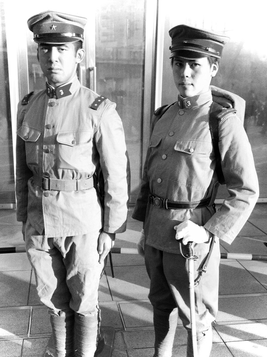 偶然にも戦友に会ったので撮影。 日本陸軍歩兵第三連隊（東京）見習