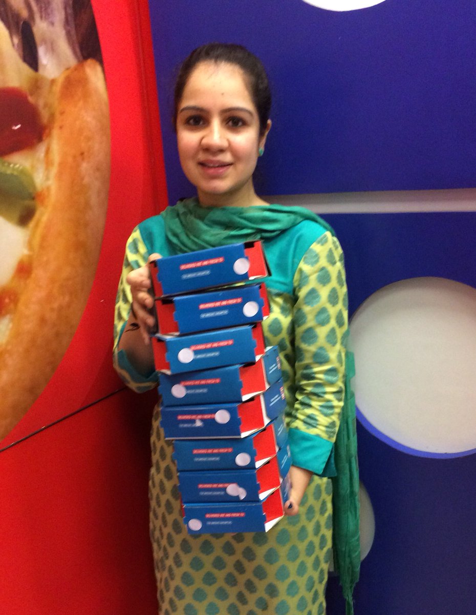 whimsical_chic's tweet photo. @InFocus_IN This holiday season I decided to spread smiles by organising pizza party at an orphanage. #BeyondYourVision #FullVisionJoy #ContestDay4 https://t.co/fp7BZAD3Gh