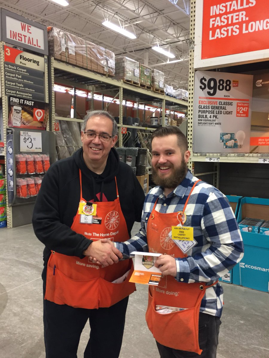 Steve getting recognized for his 3rd gold!!@WorrellJay <a href="/KimLempke/">Kim Marie</a> <a href="/DanielleKida1/">Danielle Dion Korell</a> <a href="/coc121461/">Chris Catalina</a>