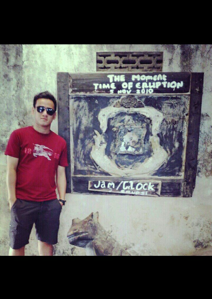 ancoet_31's tweet photo. @zarryhendrik Katanya mirip choky sitohang...huhu https://t.co/DzSWdm6Pto