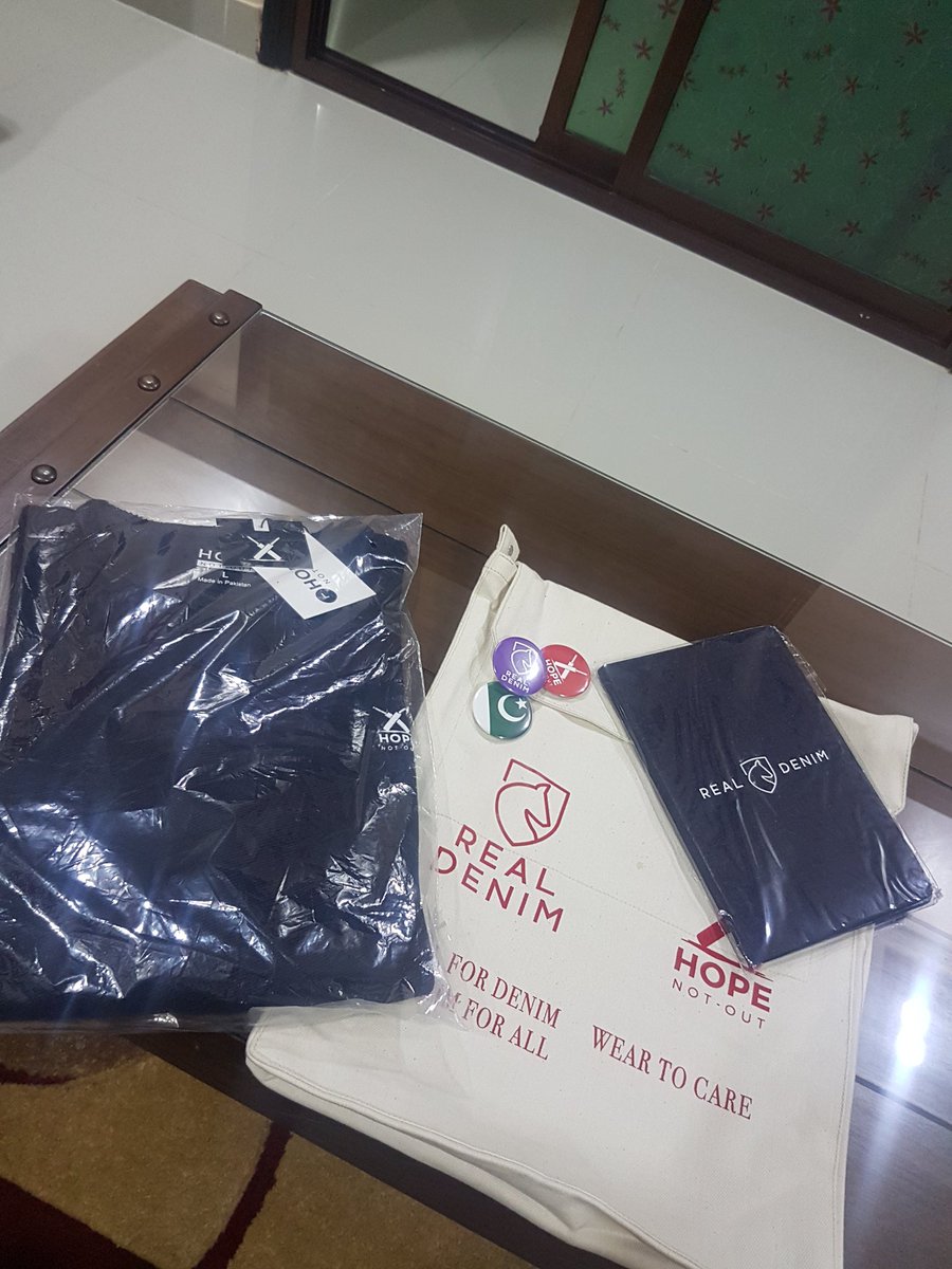 Puff_Pastryy's tweet photo. Thats amazing stuff send by friend of #HopeNotOut thankyou and thanks for amazing stuff i loved it #HNO #First100 #RealDenim #SAF @SAfridiOfficial https://t.co/WWCdJPaf37