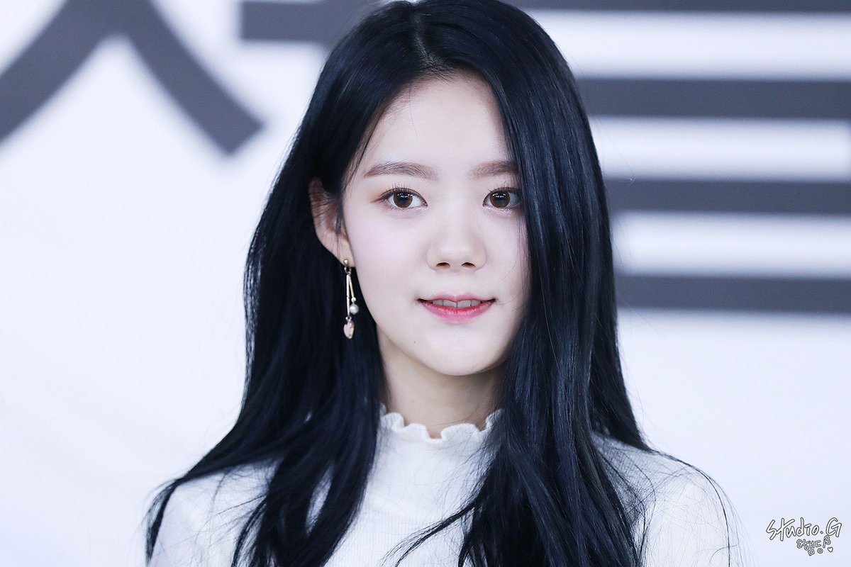 Studi0_G's tweet photo. 17.12.30 그레이시 합정 연습실 2nd 팬미팅 by. 햄딩 https://t.co/ANWGPWNhIv #그레이시 #Greyish https://t.co/EU2vLmpATU