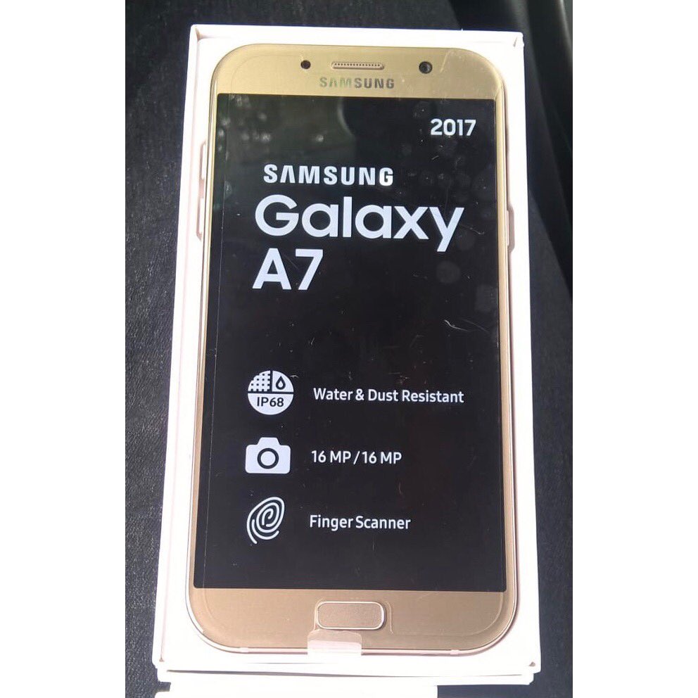 mbs_electronics's tweet photo. Os últimos do ano #2017!!
Samsung Galaxy A7 2017 - 180.000kz
Agradecemos a preferência e confiança nos nossos produtos 🤝 @lwla89

#SamsungGalaxy #A72017 #Gold #MBS #MBS_Electronics #Angolaempreende 🇦🇴💯 https://t.co/PVJC4qHRMi