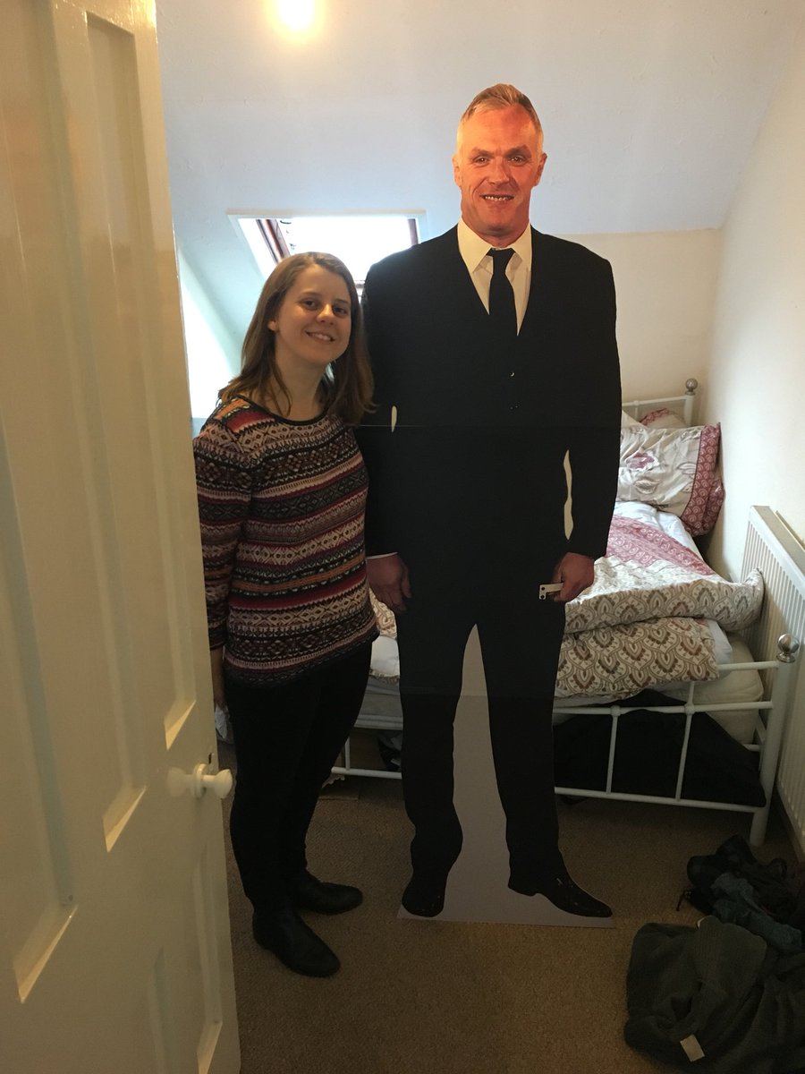 JimmyT1991's tweet photo. @gdavies My girlfriend’s mum felt bad she didn’t get her tickets to your Manchester show, so she drunkenly bought her this monstrosity for Xmas instead https://t.co/Zzkqj9osdD