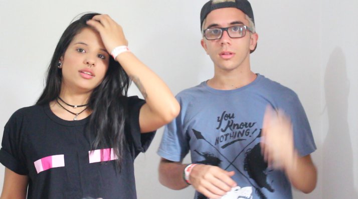 Quando vc vê o crush se declarando p outra pessoa: