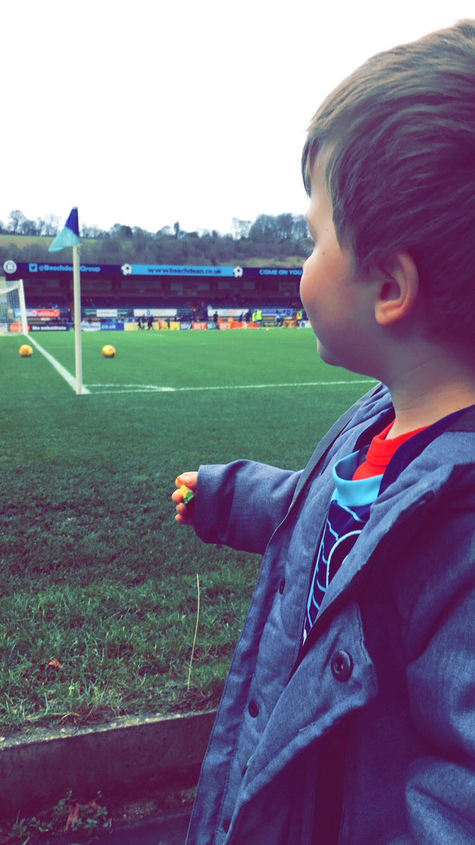 Grapevine101's tweet photo. @wwfcofficial Freddie is ready for his  first ever Chairboys game. Hoping for three points for this excited three year old #Chairboys #Football https://t.co/r7J7aFJVEE