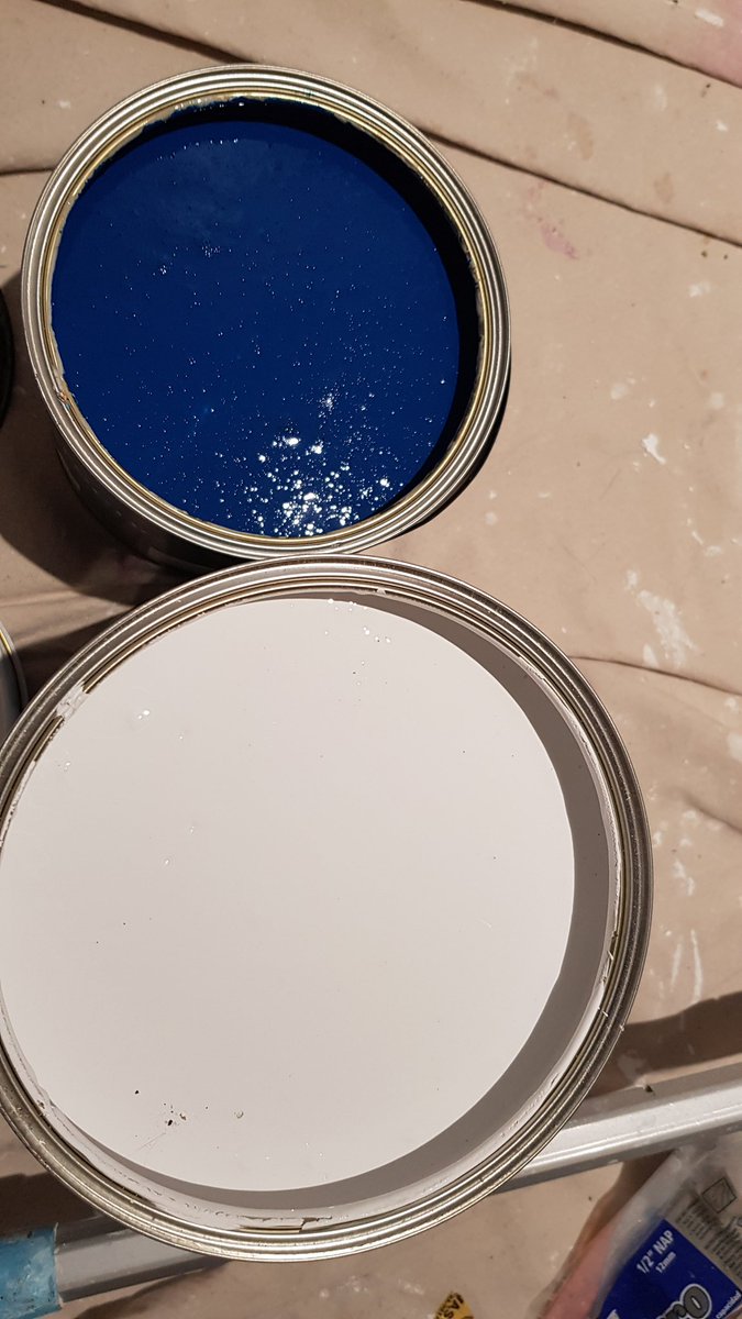 Jenthedecorator's tweet photo. todays products
@JohnstonesTrade #Rocksalt #Vinylmatt
@LittleGreene #Deepspaceblue #Intelligentmatt
@picassobrush #Minotaur
@DunlopProDecor #Filler https://t.co/l8asy6OUKC