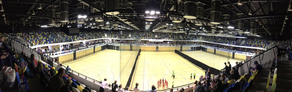 martintucker's tweet photo. @StourportHC U14B and U14G at the Copper Box for #indoorhockey18 https://t.co/AAq6ywd0z1