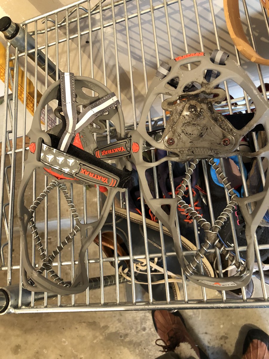 StoneyNinjaRun's tweet photo. Used the Yaktrax Run cleats on 10 mi of snowcovered Woodbury trails, &amp; they’re Solid! No slipp-offs, like yrs past, much improved, well done https://t.co/RviknavH6y