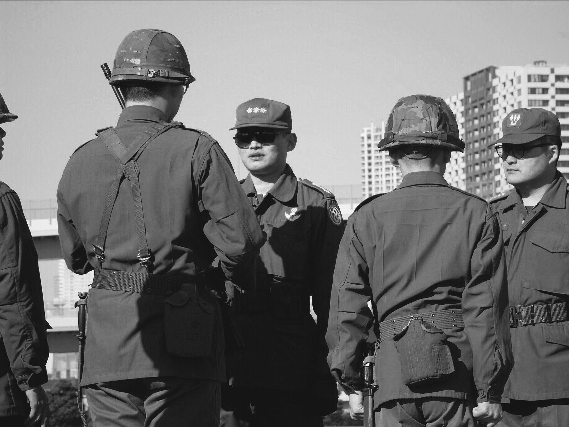 韓国警察　戦闘警察用パンツ　韓国軍　戦警 GGffchLbAAAKEGE.jpg