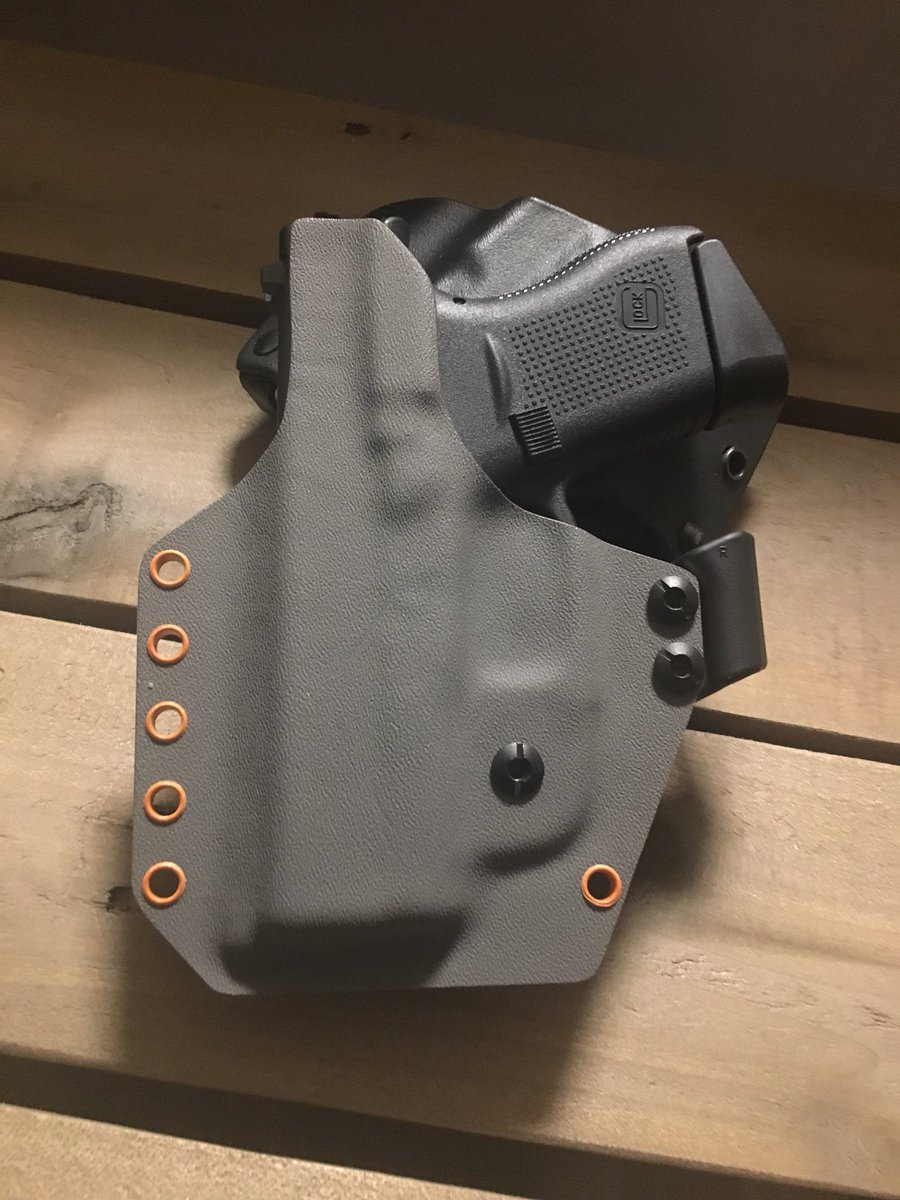 alpha1_tactical's tweet photo. One of our VERY loyal customers sent us pictures of his Alpha1Tactical collection! As you can tell they have great taste in graphics and guns! Thanks for supporting our company as much as you do and we LOVE that you LOVE your holsters!😎🔥👍🏼 #glock19 #glock17 #glock43 https://t.co/fORLWyQp9K