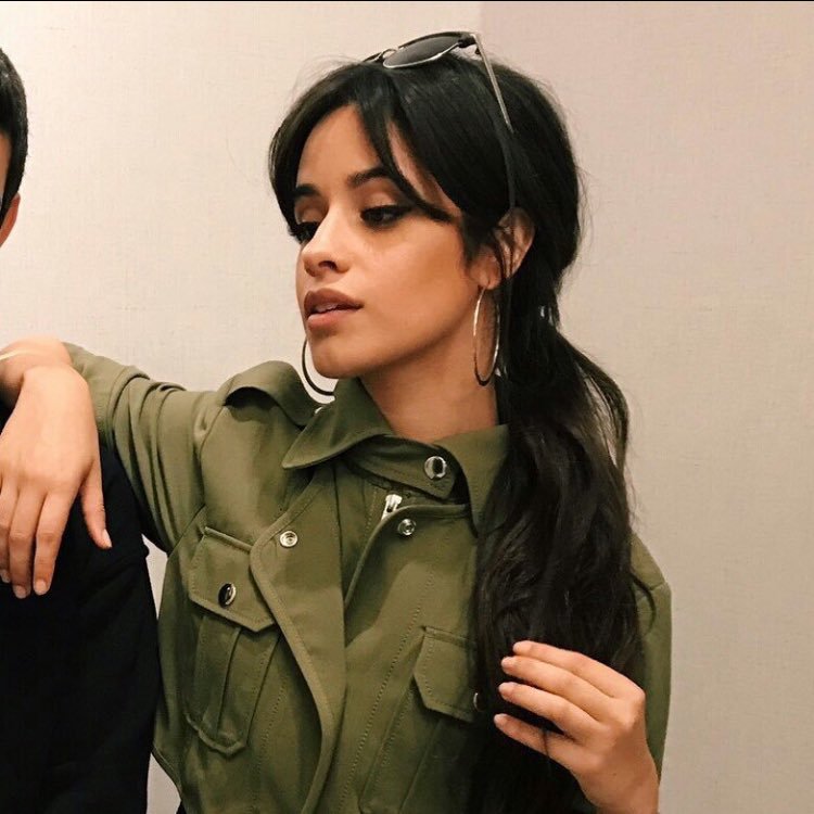 Pizzacamzz's tweet photo. @KCCabelloVotes @Camila_Cabello @Torre2524 @rogerhgold #TeamCamila https://t.co/re9ajTEUkP