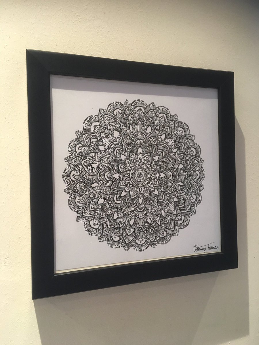 more41room's tweet photo. Two more stunning pieces of original art we got from @bethfreemanart for our home #patterns #art #originalart #artist https://t.co/Lqxn6PxBpo