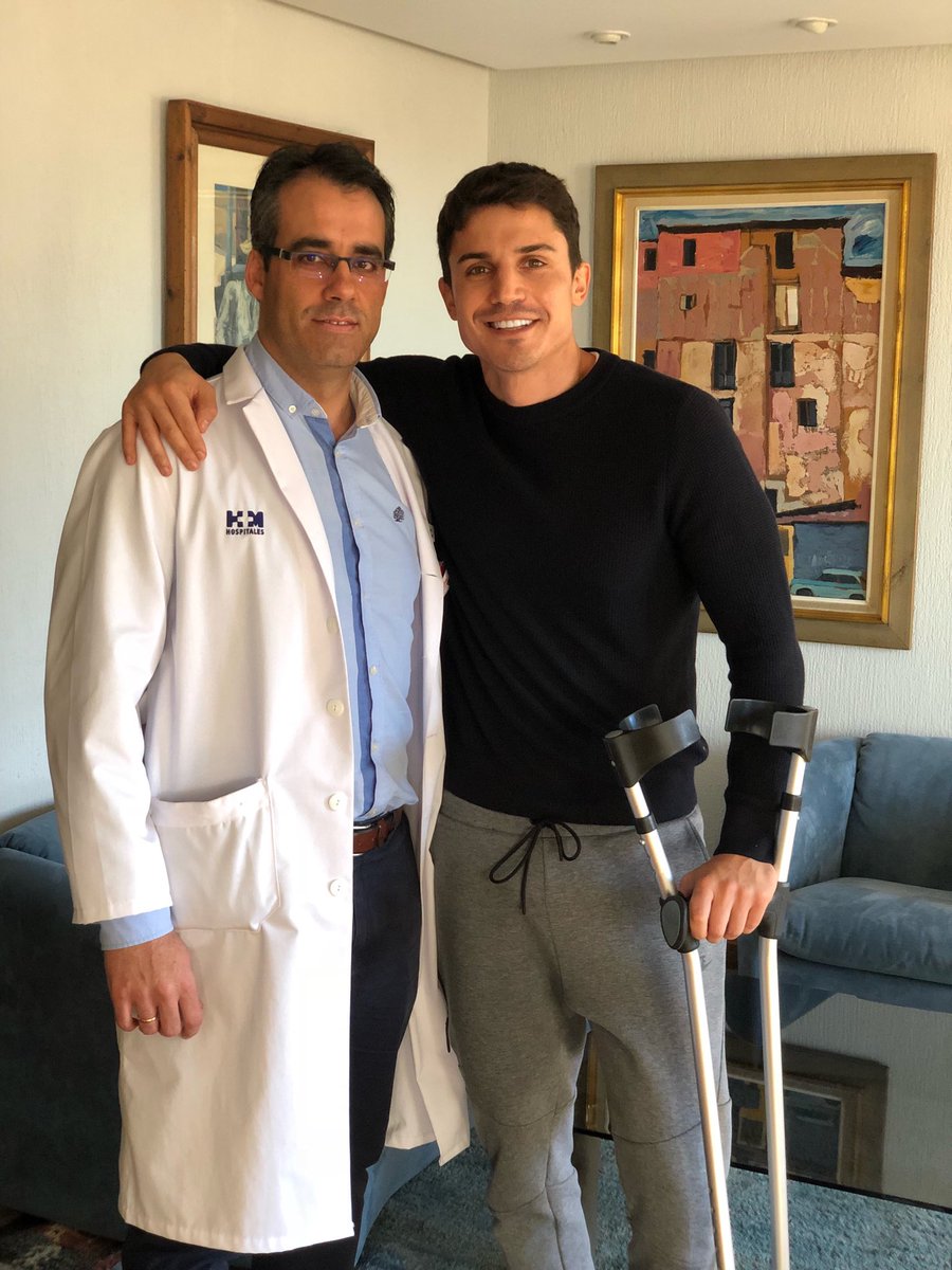 alexgonzalezact's tweet photo. Muy agradecido al doctor @SergioSHerraez por poner su profesionalidad y talento al servicio de mi menisco. En un mes estoy bailando 🕺🏻 https://t.co/okjl1tgh4T