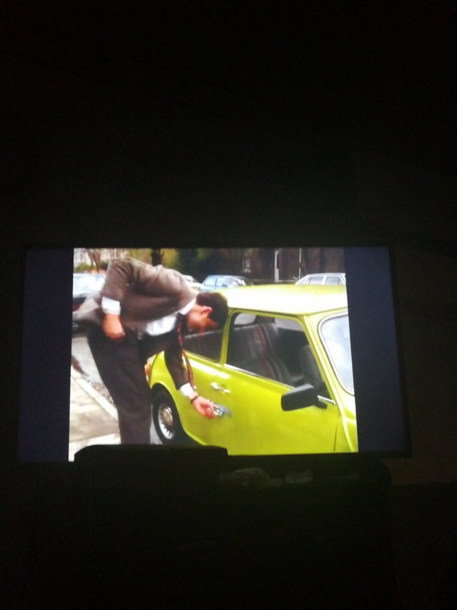 TechFreak20's tweet photo. Nothing like a bit of old school Mr bean to pass some time 😂 https://t.co/HI7caM6rrL