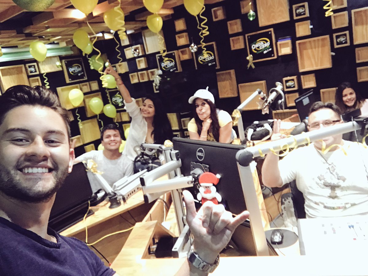 PieroMCabianca's tweet photo. #RankingOndaCero @radioondacero @FiorellaArauco @gianiportugal @Rickyshoww @Mayucalero #Larzon https://t.co/VPiNyV9h2l