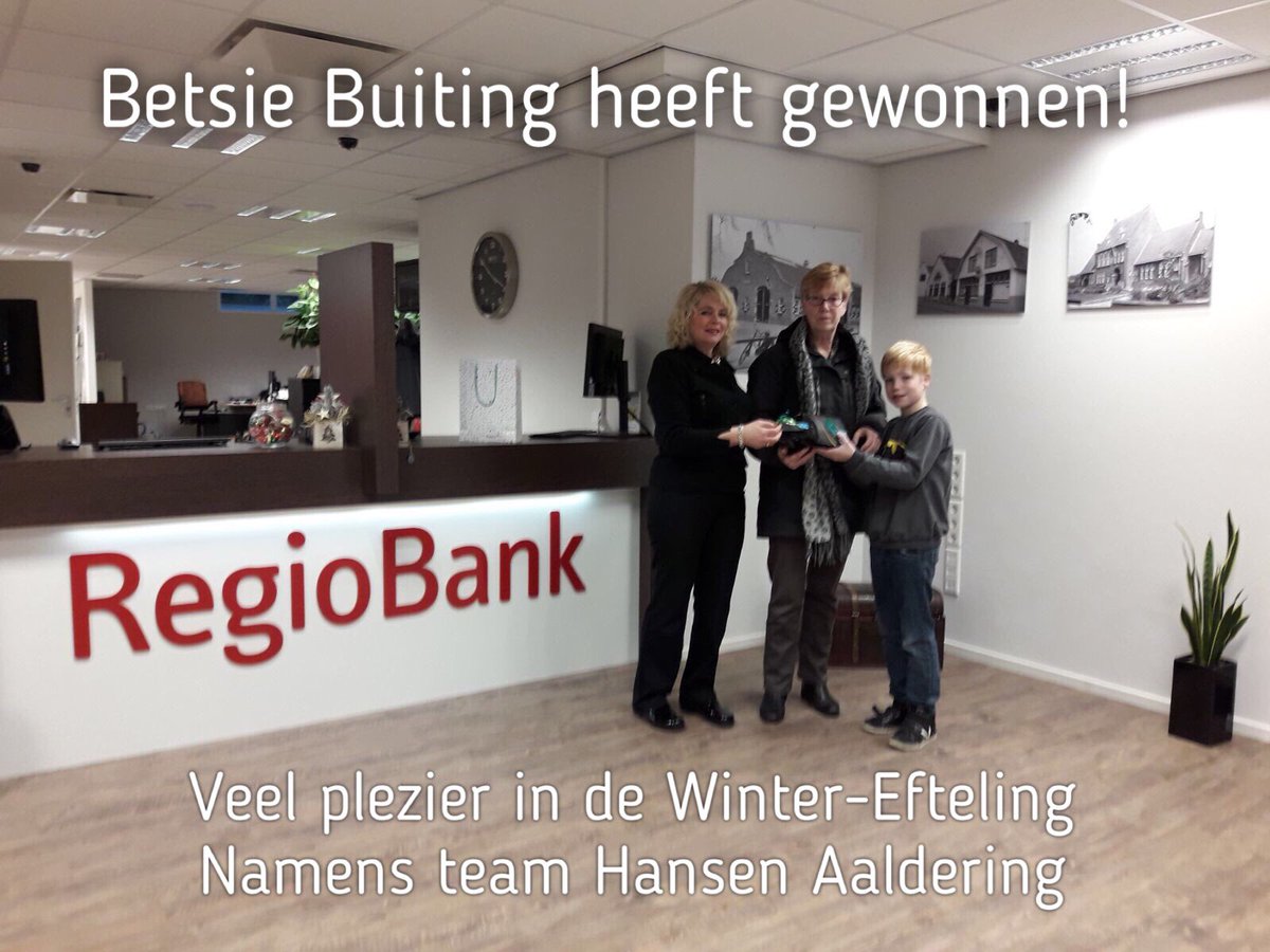 Vandaag Betsie Buiting blij gemaakt met kaarten voor de #winterefteling #prijsvraag #RegioBank #Didam  veel plezier!