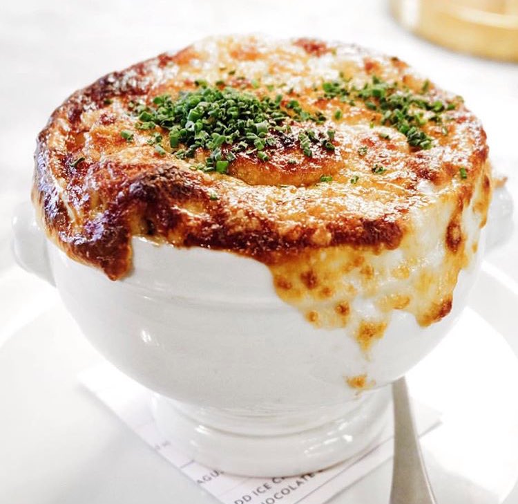 Baked-in-coals French onion soup kind of day in #chicago!
