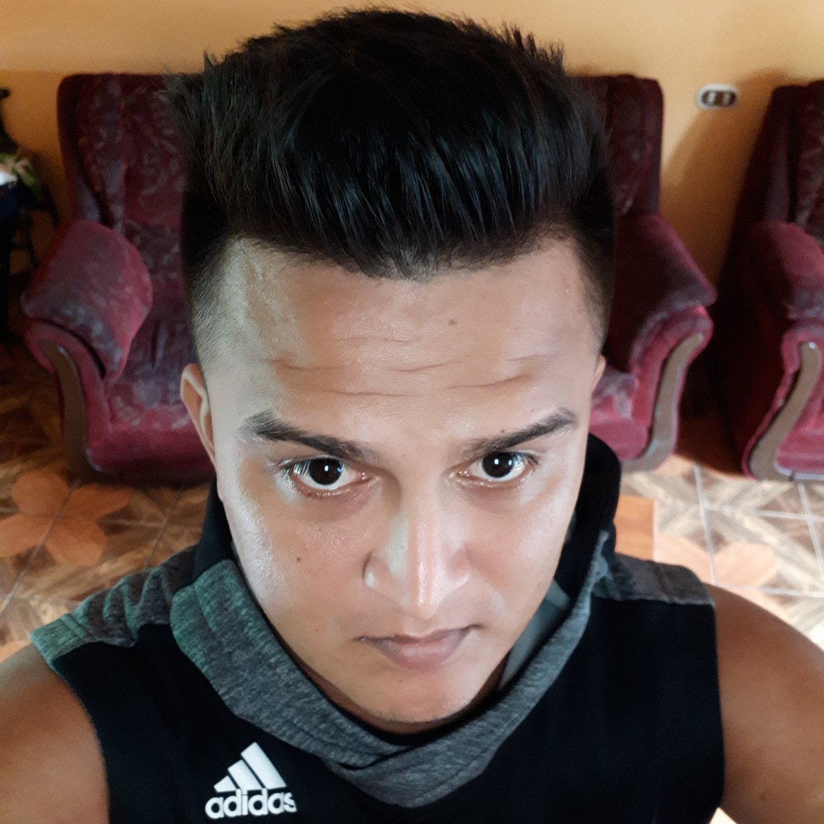 mraescobar51's tweet photo. #NuevaFotoDePerfil https://t.co/98bKaIKidI