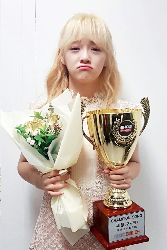 ohrewind0828's tweet photo. Sejeong have 3 goals which is to be successful in acting, singing and variety shows. Being successful in 3 domains in 3 years. Today, I can proudly say that she have done all😌❤️ https://t.co/NTWcKEllGw