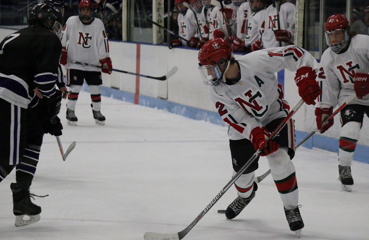 NHSdock's tweet photo. GAMEEE DAYYYT❗️🏒🏒Boys hockey takes on Woonsocket @6 @bradboss be there and get rowdy🏒❗️🏒 @_THE_HERD #gullshockey #packtheboss https://t.co/ShJVGL5D7x