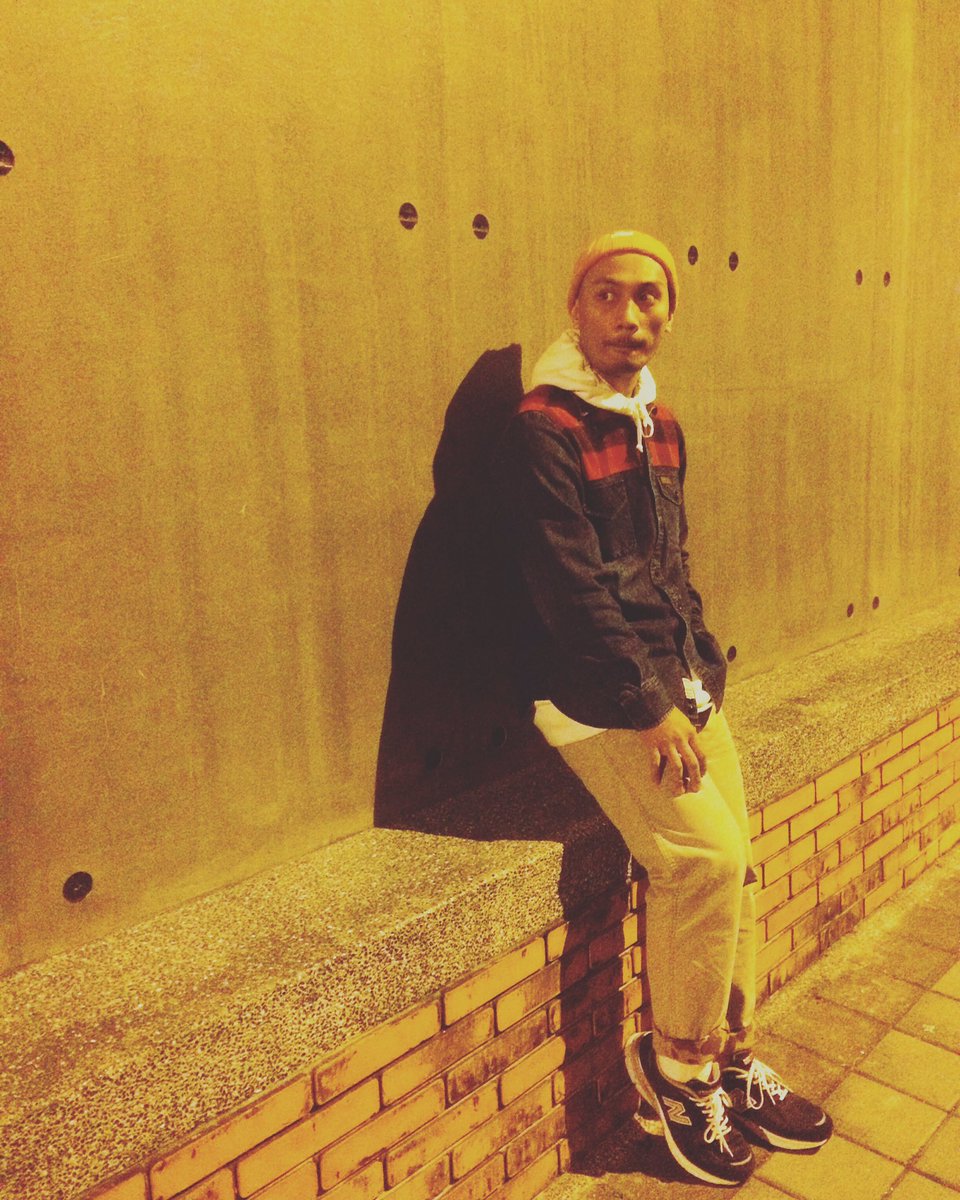 guwa72's tweet photo. My wearstyle 😆👏🏽
#carhartt #penfield #lesstaiwan #newbalance #m990nv3 #UNIQLO #denim ##fashionshoot #fashion #streetwear #streetwearfashion #streetfashion #denim #streetsnap #ファッション #패션 #거리패션 #ストリートファッション https://t.co/apbxbzg4MG
