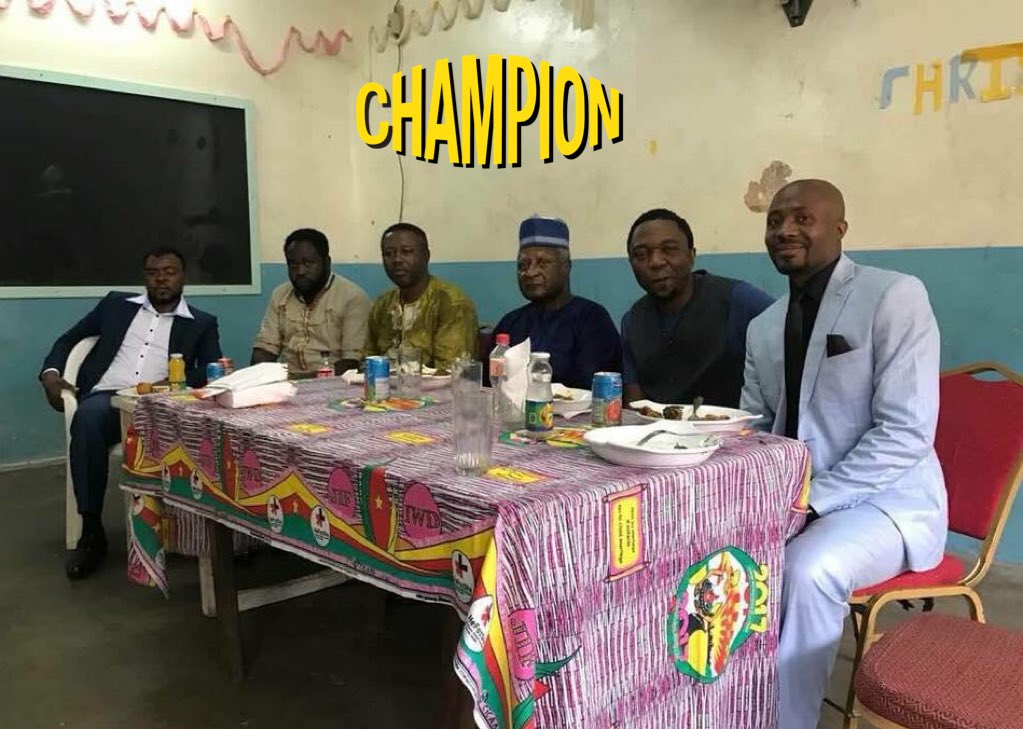 Abakwainfo's tweet photo. At kondengui, the dungeon where our heroes are held captive, Patrice Nganang had a meeting with Mancho, Penn, Muna(lawyer) et al
#FreeMancho
#FreePenn
#FreeNdangoh
#FreeallArrested
@UNHumanRights
@amnesty
@hrw
#Cameroun https://t.co/b5AMpRPxz6