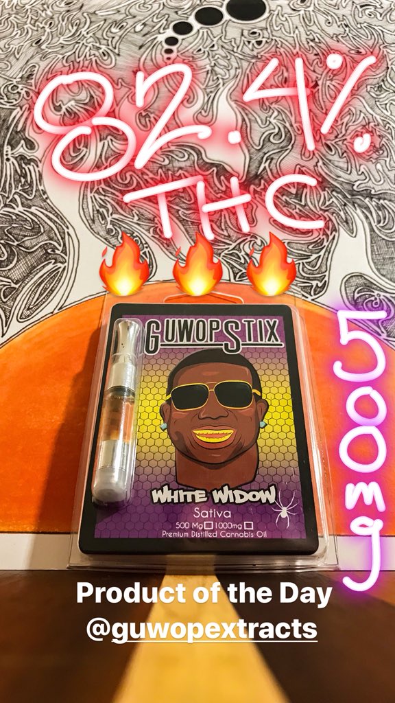 GlazedInfuzed's tweet photo. 🔥PRODUCT OF THE DAY🔥: White Window (Sativa) Guwop Stix from @guwopextracts !!! Straight GAS, 82.4% THC, 500mg. Buy one of our newest prints by @the_nomadic_group and get gifted your cartridge. Rechargeable pens also available!!! https://t.co/r0nh2y3cJK