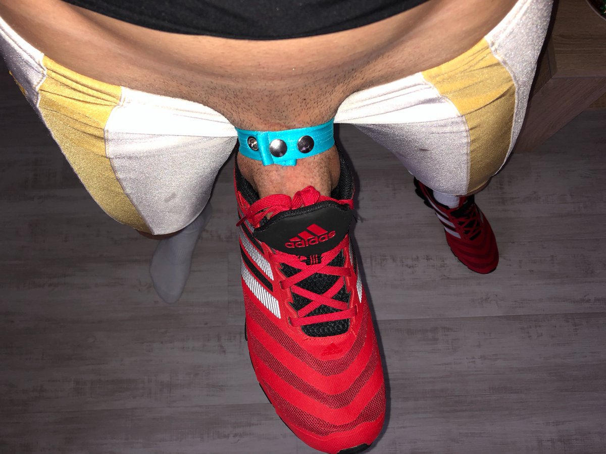 stringtangaboy's tweet photo. #n2nbodywear #n2n #spandexmen #spandexboys #spandex #spandexass #spandexbulge #lycra #lycrabulge #lycraass #gym #sneaker #sneakers #reebok #gay #butt https://t.co/AqK6wXejdN