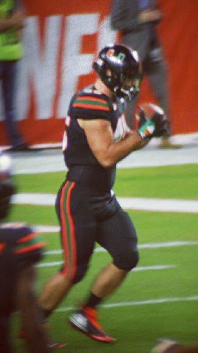 ECCKatsFootball's tweet photo. Two ERIE KATS in BOWL GAMES tonight!  ERIE/EARNS OPPORTUNITY! https://t.co/tSlYCxAkI6