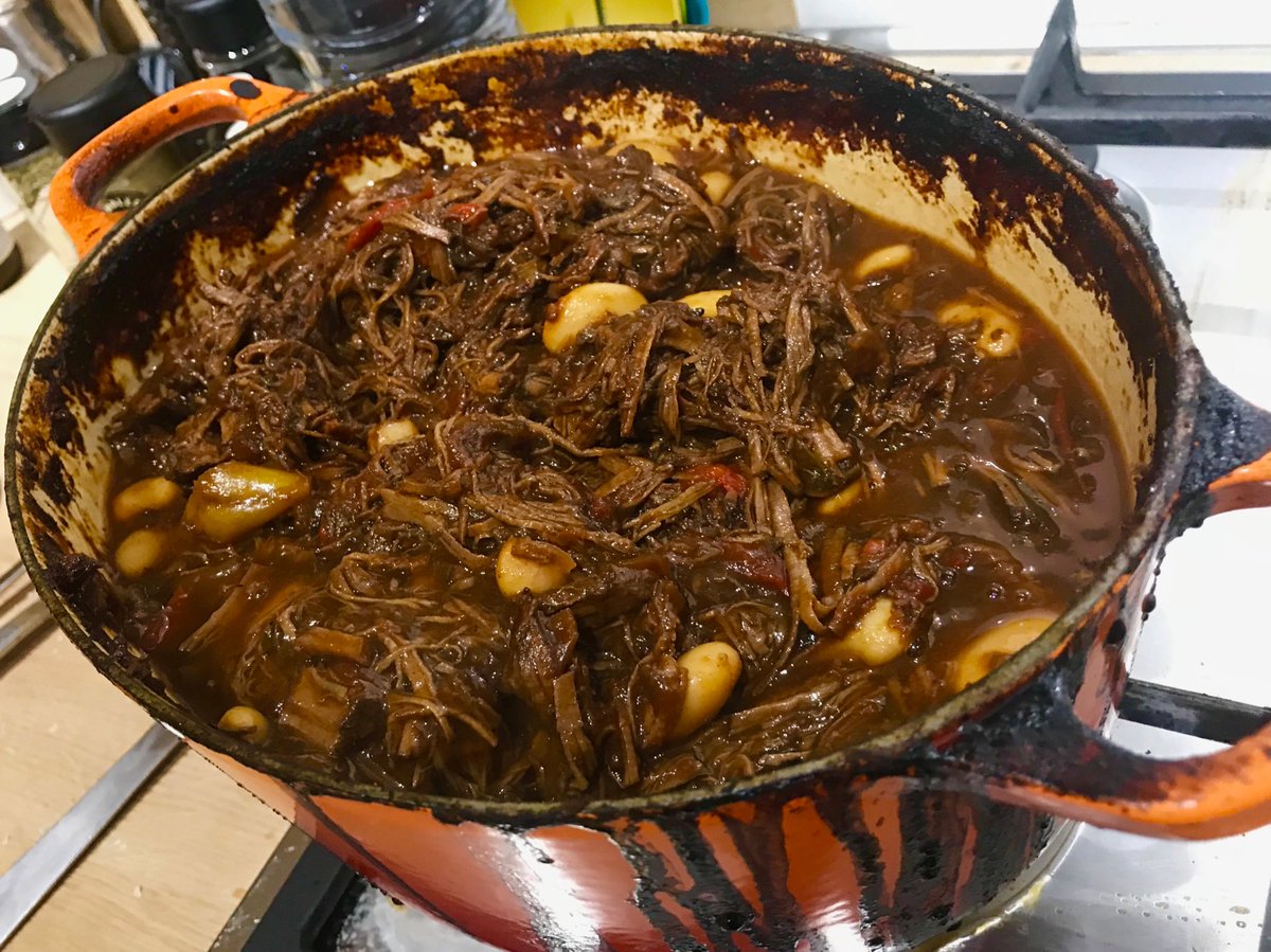 DerrenLitten's tweet photo. Well itโs almost destroyed the casserole dish but dear God that is a one way trip to flavour town. Amazing. Even if I say so myself. #BrisketChilli https://t.co/in66A8OZwp