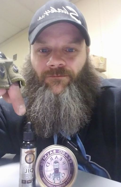 BeardGuyz's tweet photo. #Repost Brain Meyers now this a great beard and the true definition of a beard brother! #beardcare #bearded #beardman #beardbrother #beardlifestyle #beardlover #beardnation #beardlegends #beardking #beardguyz #myuniversalvip #botd https://t.co/WqQ0xH4Mfu