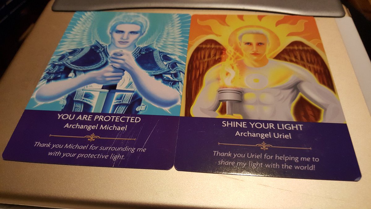Reikihealjeanne's tweet photo. Cards of the day #kylegrey #angelprayers #archangelmichael #archangeluriel https://t.co/VL0cHkfnqQ