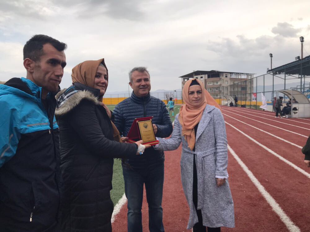 Hep çatışma, şiddet ve terör ile anılmak istenen şırnak kadın furbol takımlarının müthiş başarısı ile şırnak hakındaki tüm kötü önyargıları yerle bir ediyor