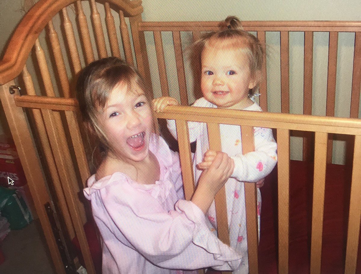 ElleKimball's tweet photo. happy birthday ashlynn!!!!! you’re finally 21!!🎉🥂💖 thanks for being the best and only sister ily &amp; hope ur bday is everything you want and more.. party harddd #gfintervention #bic #21 https://t.co/QFZLWhfA3e