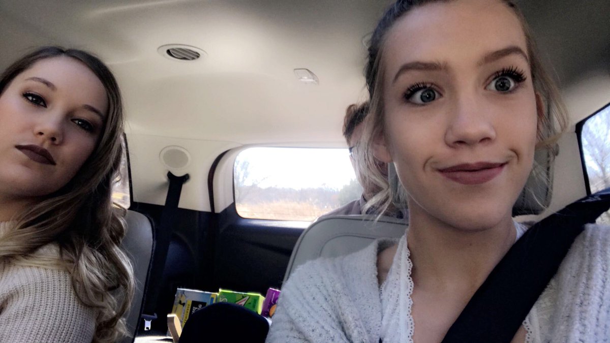 ElleKimball's tweet photo. happy birthday ashlynn!!!!! you’re finally 21!!🎉🥂💖 thanks for being the best and only sister ily &amp; hope ur bday is everything you want and more.. party harddd #gfintervention #bic #21 https://t.co/QFZLWhfA3e