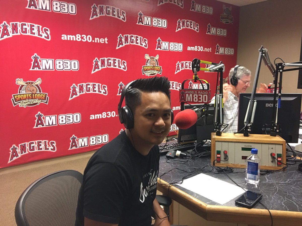 Chef Ross Pangilinan is going LIVE on the @SoCalRestaurant Show at 10:30am! Tune in to @AngelsRadioKLAA or listen in here: https://t.co/dckSuoDosK https://t.co/ba9XoiQ0Wp