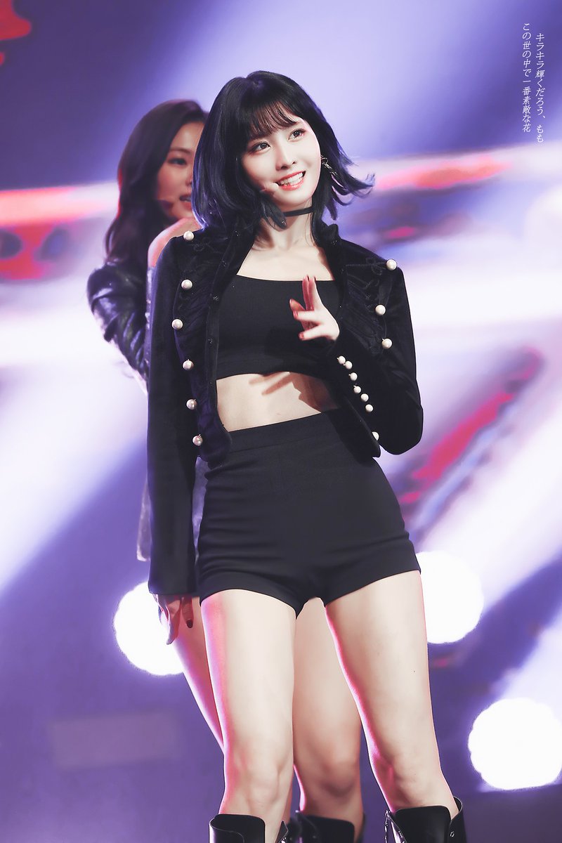 twonces's tweet photo. °:･ﾟhirai momo °:･ﾟ https://t.co/2EHkzBMG7d