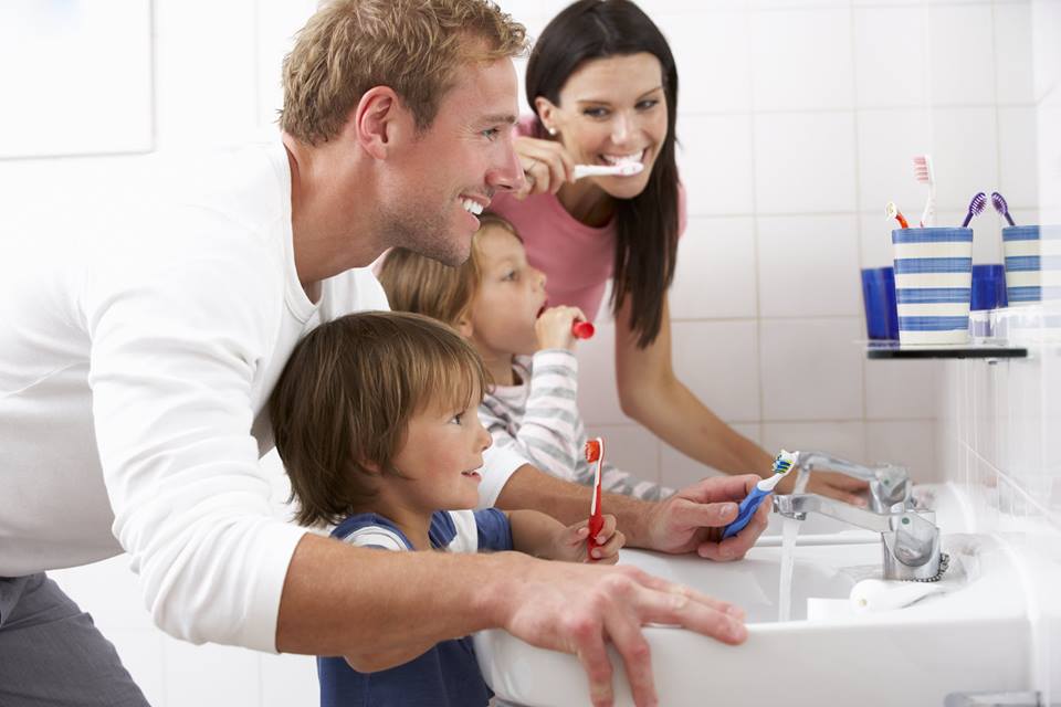brushlink's tweet photo. Don't fall into this category! When you do visit the #dentist ensure you get a clean bill of #OralHealth from using #Brushlink https://t.co/NtAUiicfkL https://t.co/6v31dBYRw9 #Teeth #Smile #Toothbrushing https://t.co/uia96kTniK