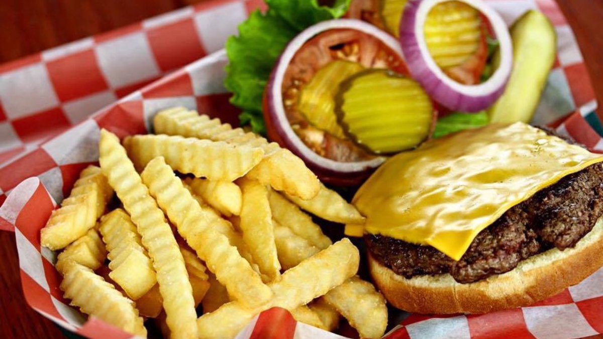 JeffersonsKU's tweet photo. Retweet for a shot at free fried pickles for a year. Beat the cold with us this weekend! The games at our west location are free all weekend until Tuesday! #lfk https://t.co/DIZvmfc1w3