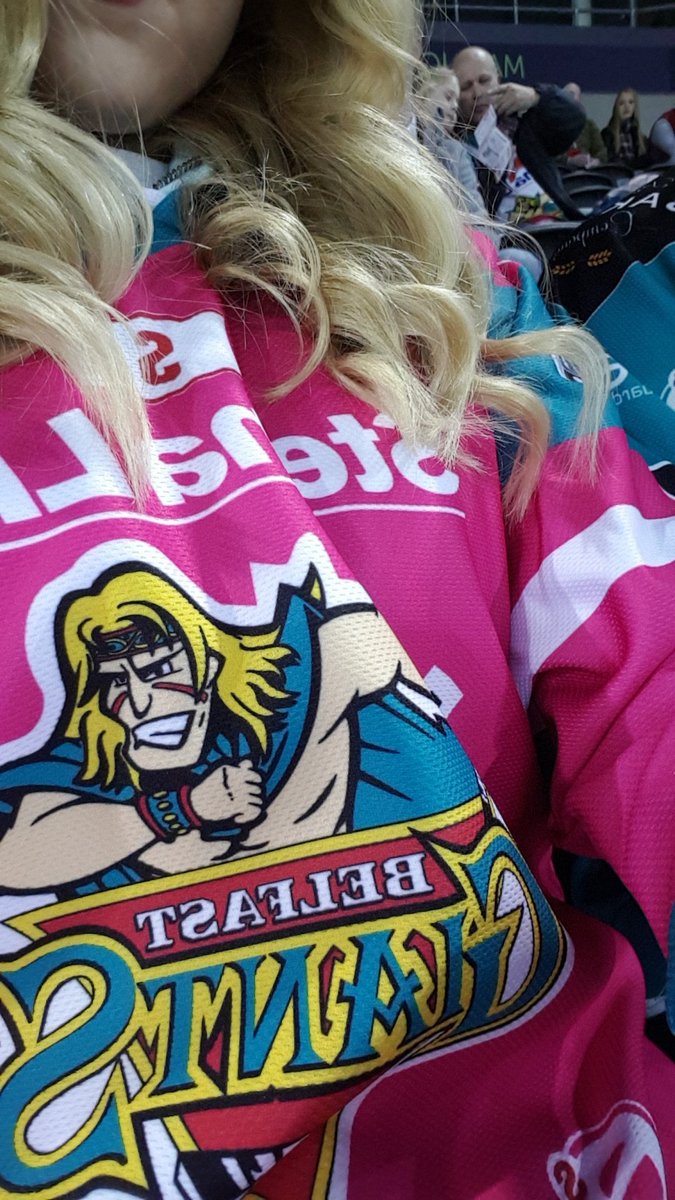 NatashaMurrayy's tweet photo. @BelfastGiants Game night means the perfect opportunity to rock my new jersey! #bleedteal #andpink https://t.co/dyK5sgntqn