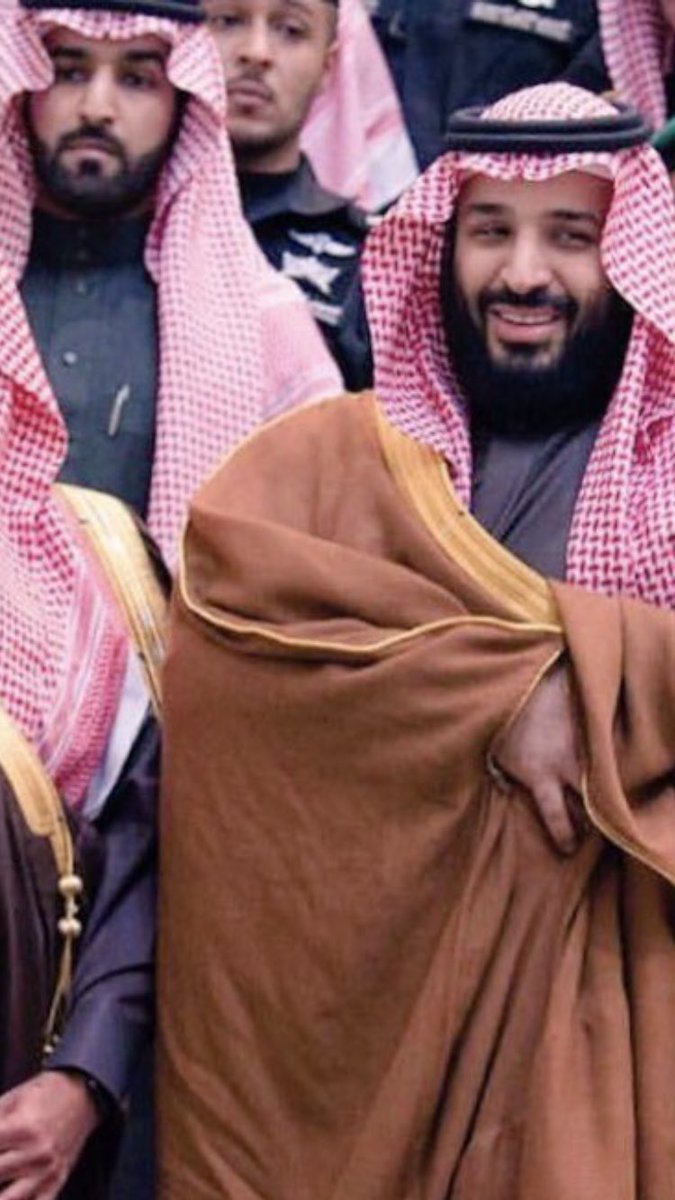 xdonaa's tweet photo. الحارس الشخصي لمحمد بن سلمان 🤔 https://t.co/t3YPpjH0Lg