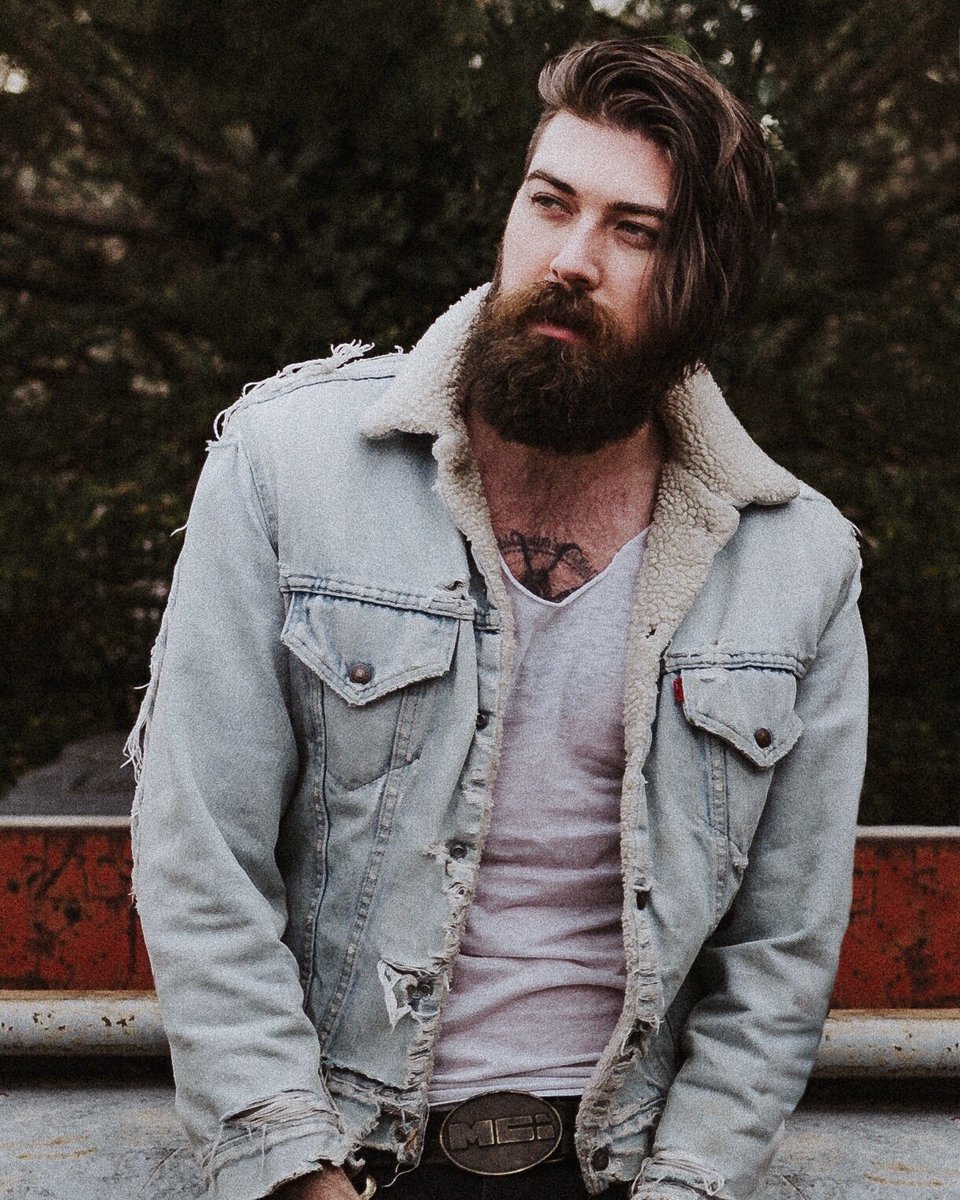 Wishing you all health and happiness in the new year! Be safe out there. Cue 'The New Year' by Death Cab 🎉