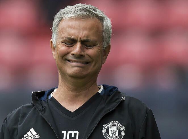 shotongoal247's tweet image. BREAKING: Jose Mourinho has been arrested for speeding in an attempt to finally get three points over the Festive period 👀