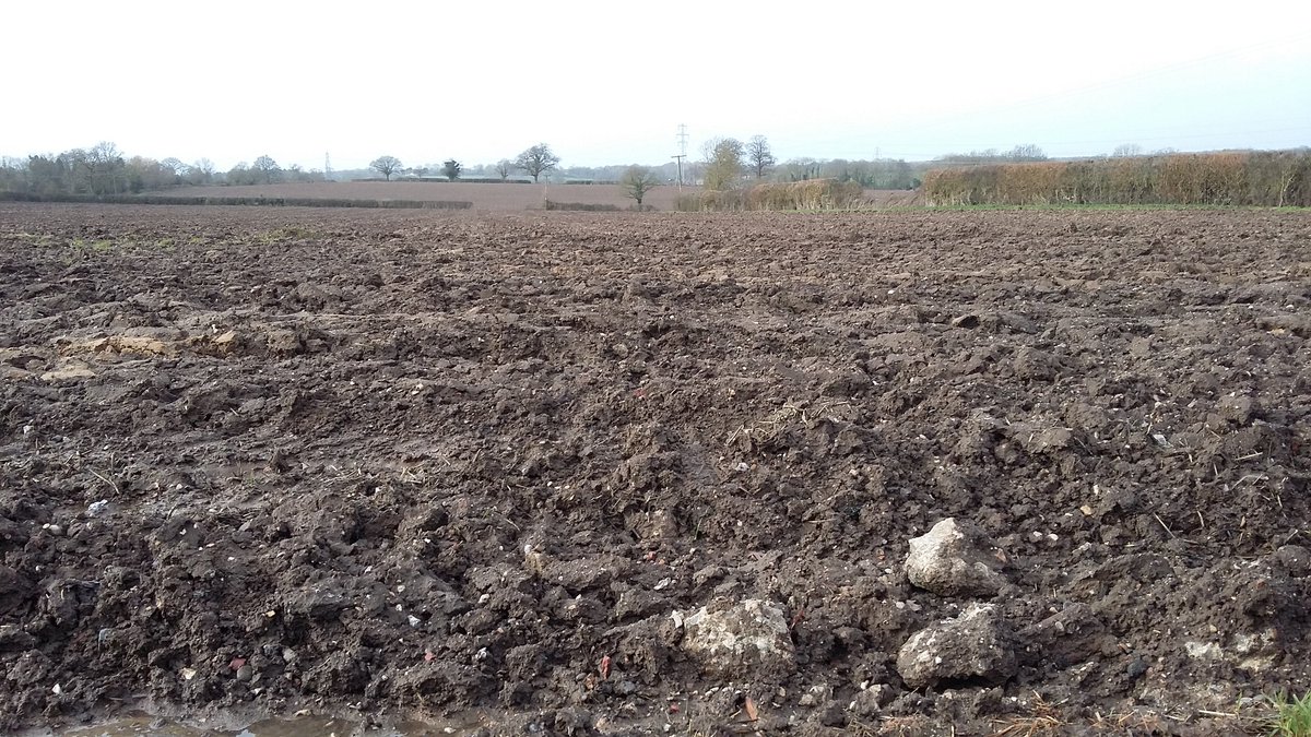 msteventsltd's tweet image. Some updates on the Gut Buster course for tomorrow - it's absolute filth out there &amp;amp; you are going to love it! The stars have aligned &amp;amp; the courses are perfect. Multiple water crossings, muddy gulleys,  Roman Walls &amp;amp; a ploughed field to finish. You're welcome.