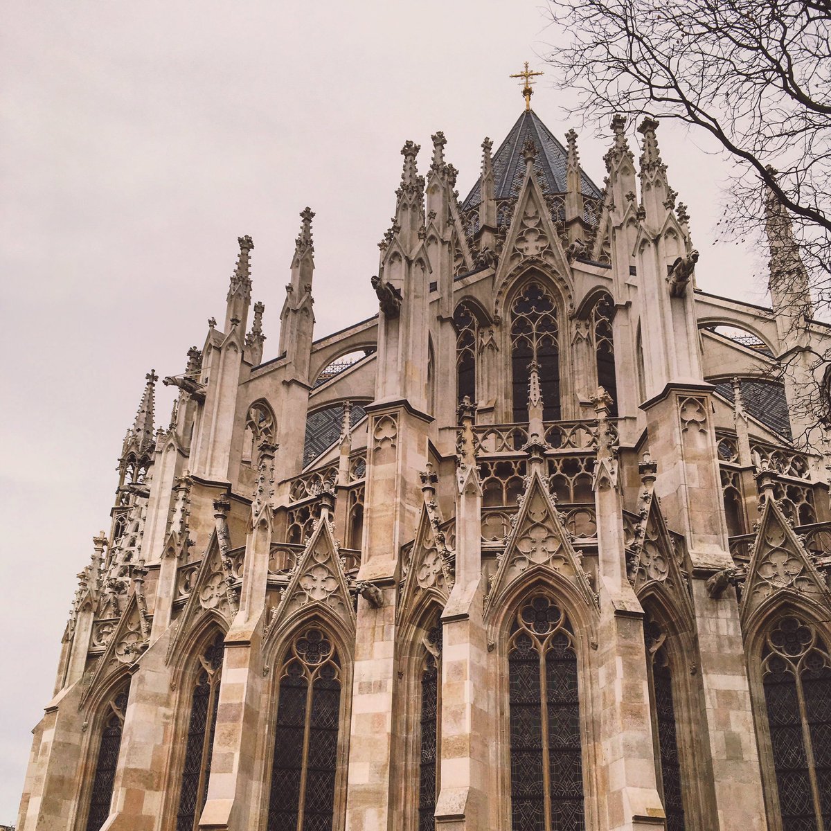 Varga_Lili's tweet photo. Votive Church in #Vienna 💒 https://t.co/OQs4m9NkxB
